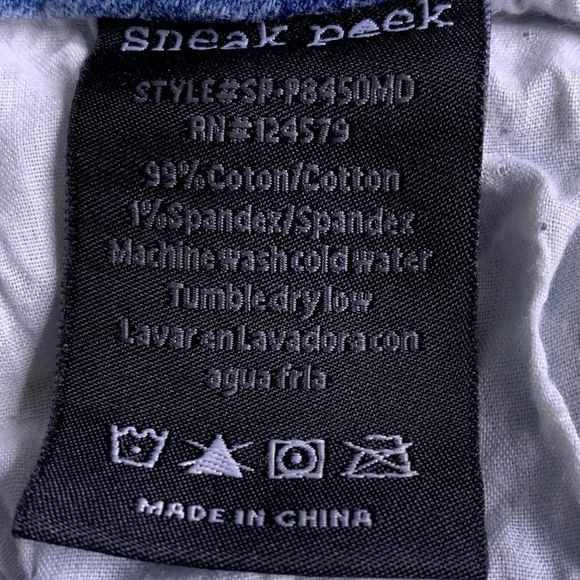 Womens Sneak Peek Capri Jeans Sz Medium destroy Stretch 0448 - Picture 8 of 8